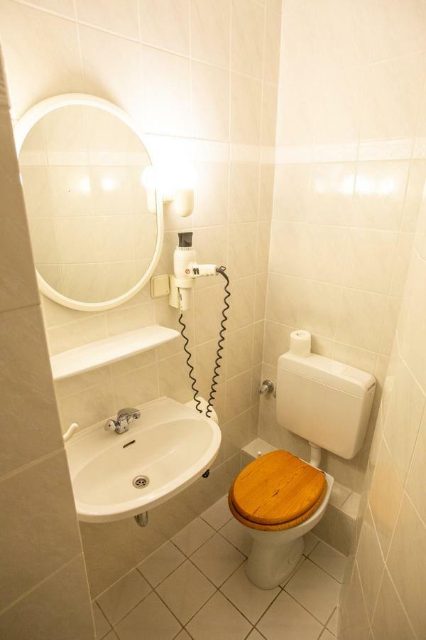 Zum Jean Bonnet Hotell Hofgeismar Exteriör bild